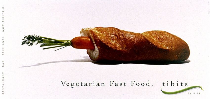 Реклама вегетарианского ресторана tibits: hot-dog outdoor